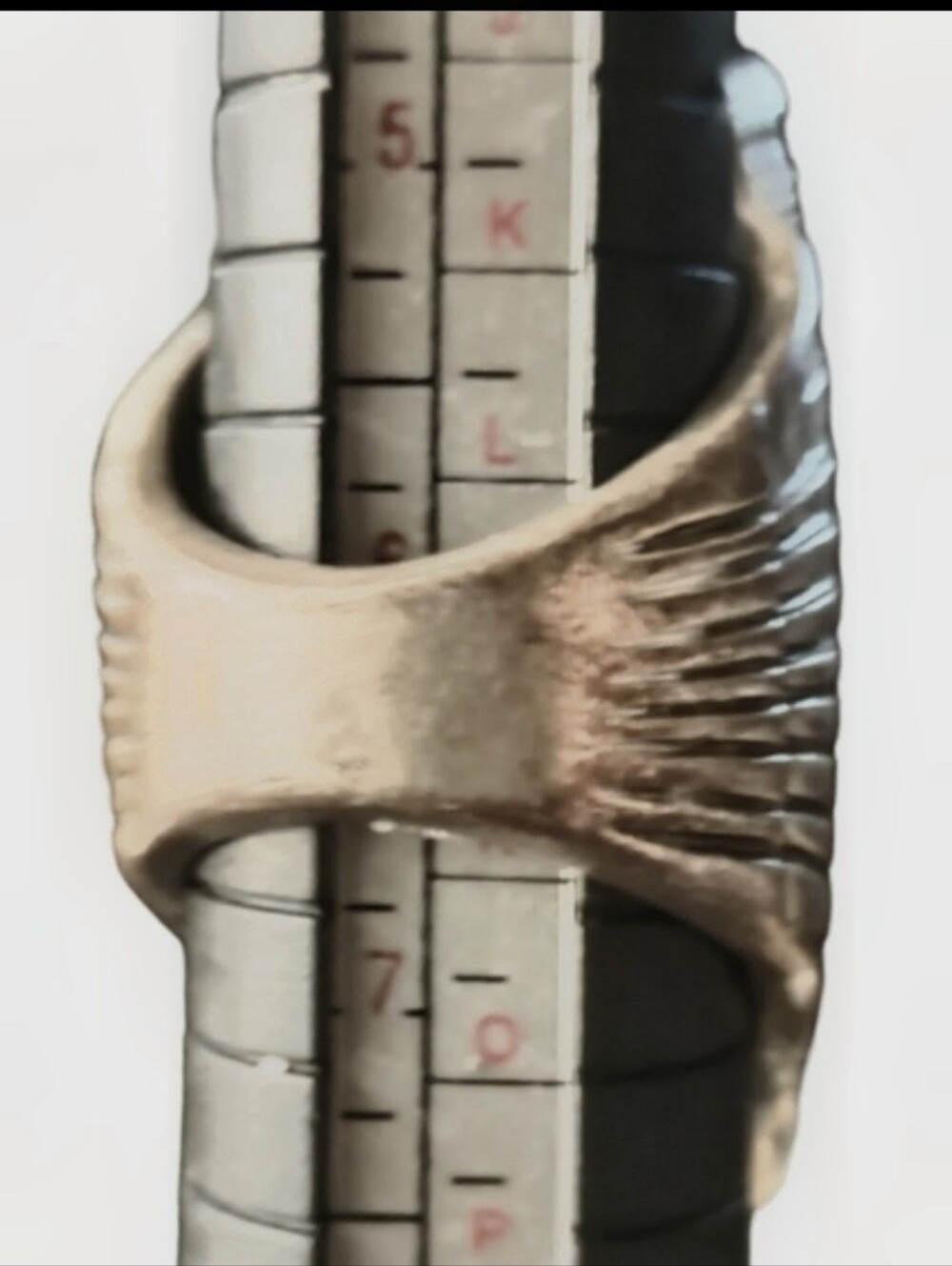 Ring - Picture 3 of 3